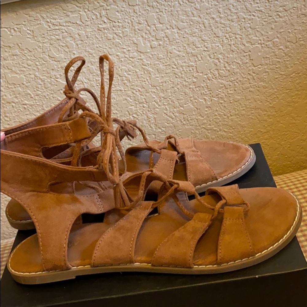Brown lace up sandal size 9